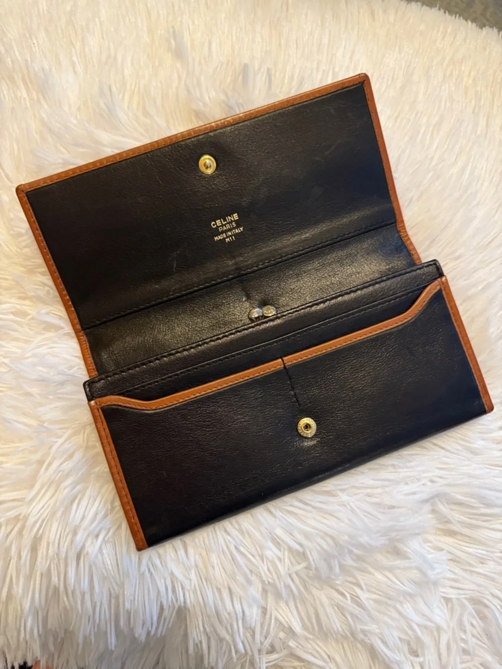 Celine Vintage Black Leather Wallet with Brown Trim and Logo Patch - Picture 4 of 8